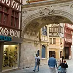 Hotel Centre Rive Droite Rouen