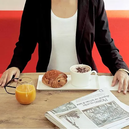 Centre Rive Droite Hotel