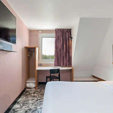 Centre Rive Droite Hotell Rouen