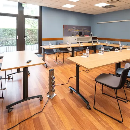 Centre Rive Droite 3* Rouen