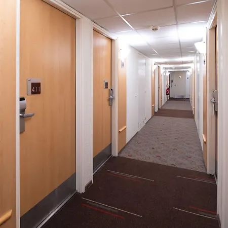 Centre Rive Droite Hotel