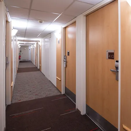 Hotel Centre Rive Droite 3*