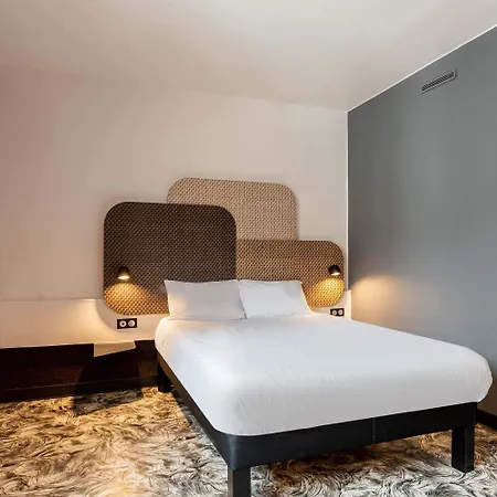 Centre Rive Droite Hotel