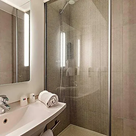 Centre Rive Droite 3*