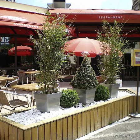 Hotel Centre Rive Droite 3*