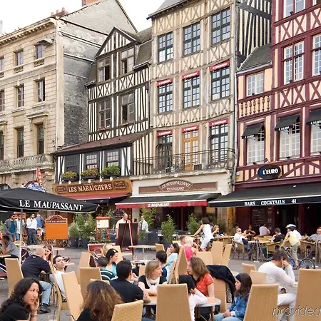 Hotel Centre Rive Droite 3*