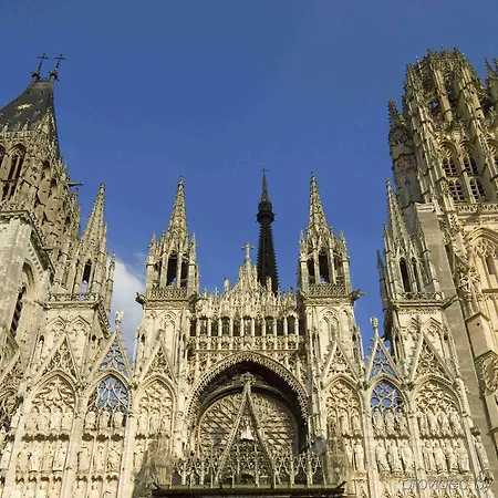 Hotel Centre Rive Droite 3*