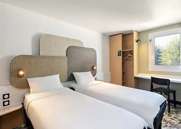 酒店 Centre Rive Droite 3*