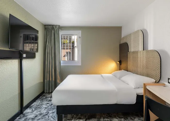 Centre Rive Droite 酒店