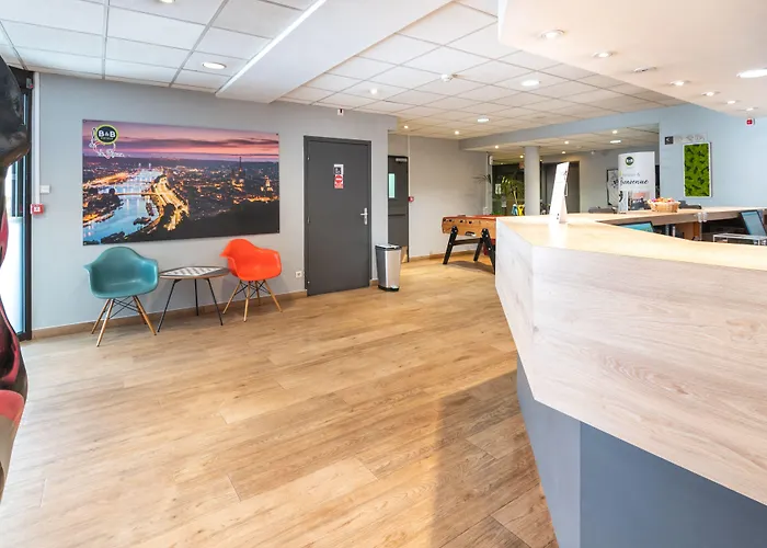 Centre Rive Droite 酒店