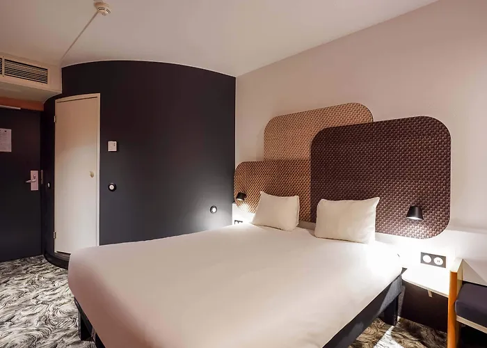 Centre Rive Droite 酒店