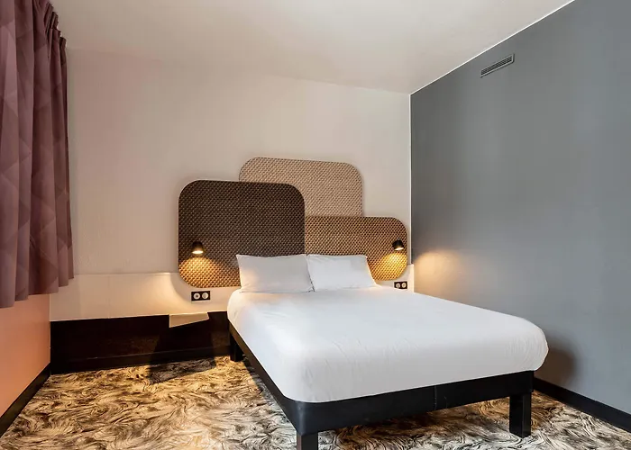 Centre Rive Droite 酒店