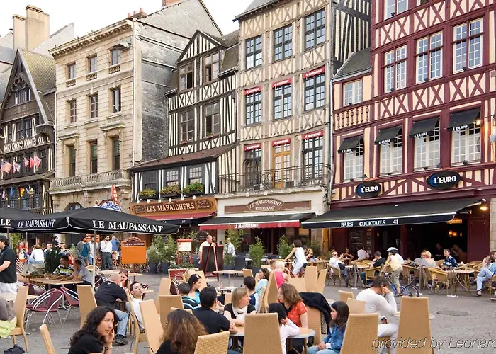 酒店 Centre Rive Droite 3*